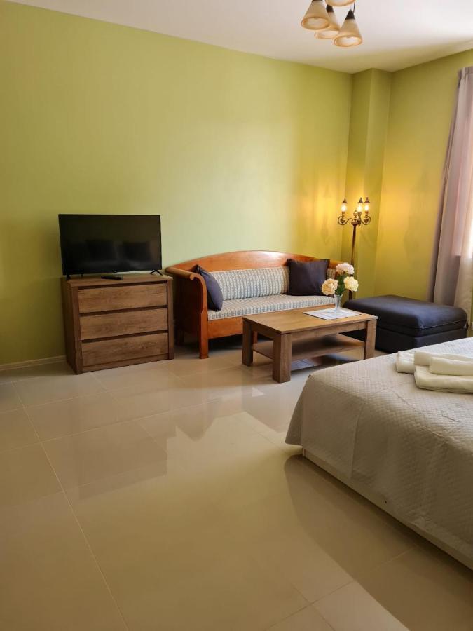 Grundenberga Hotel With Self Check-In Baldone Экстерьер фото